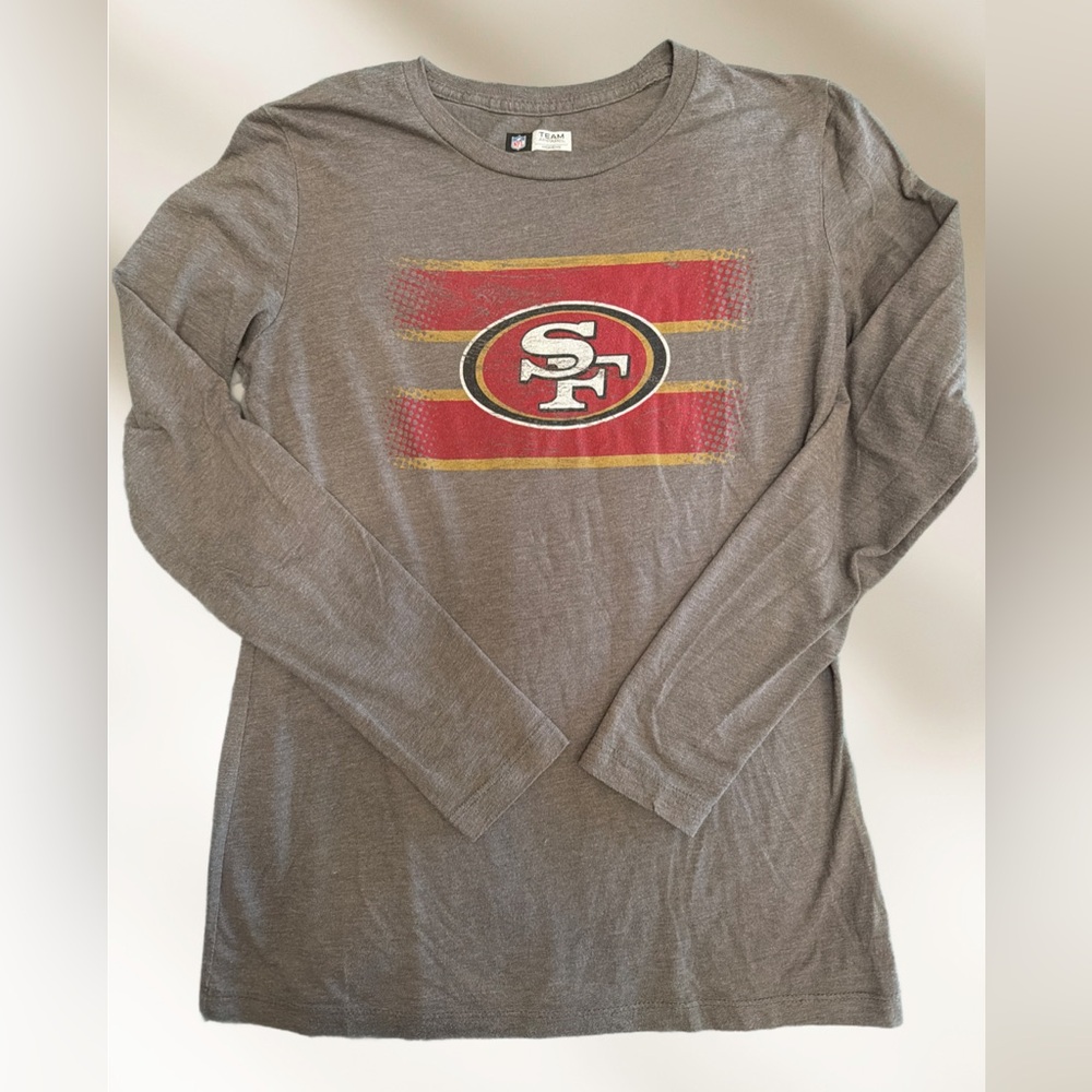 49er NFL Women's Gray Team Apparel Shirt